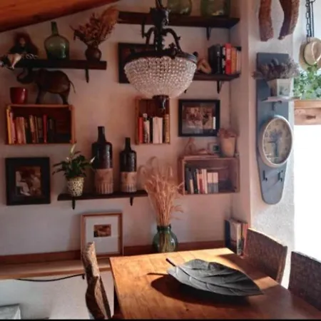 Les Lludrigues Holiday home *
